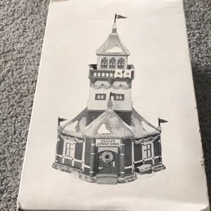 North Pole Santa’s lookout tower